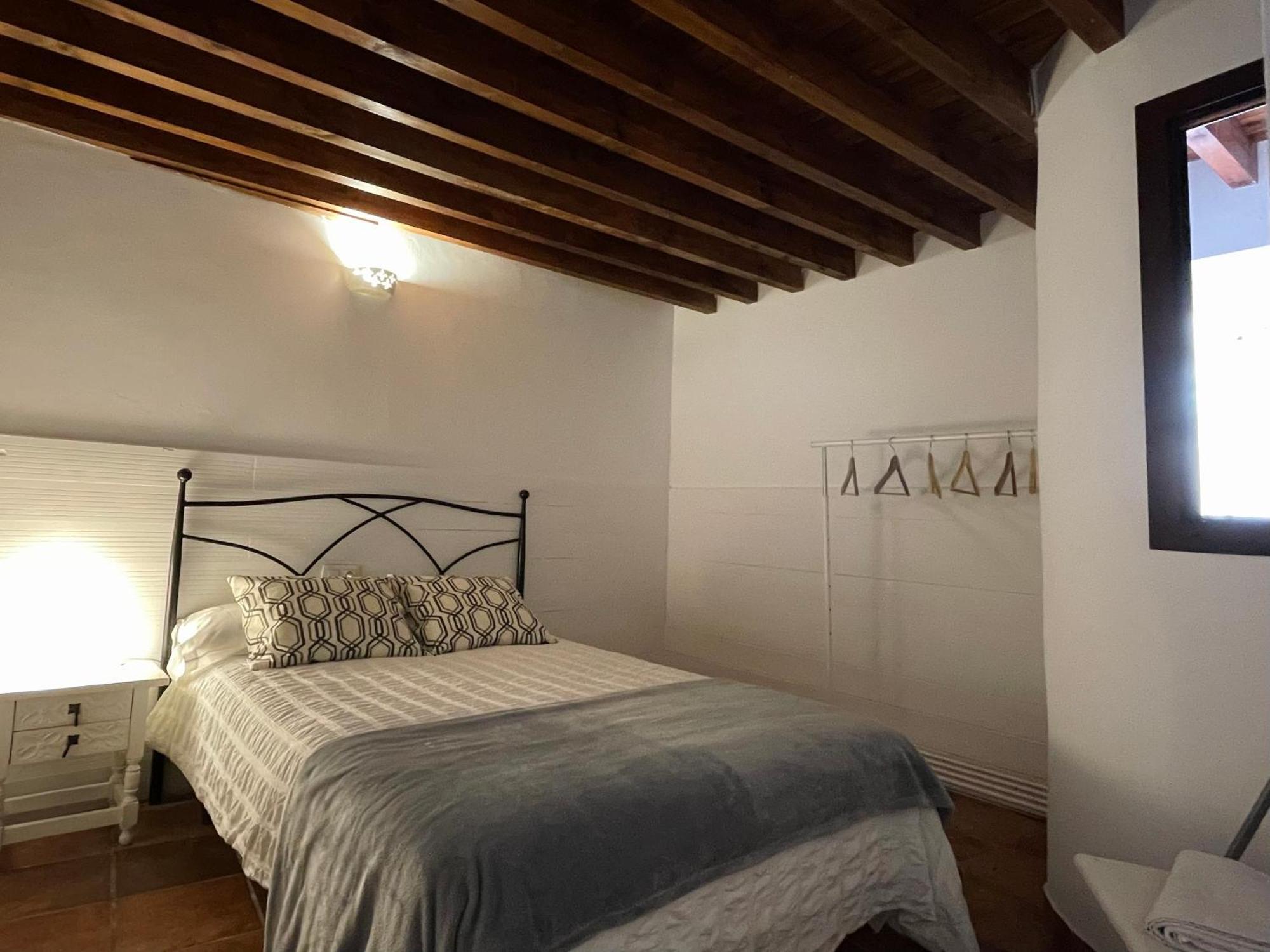 Apartmán Al-Mansur Granada Pokoj fotografie